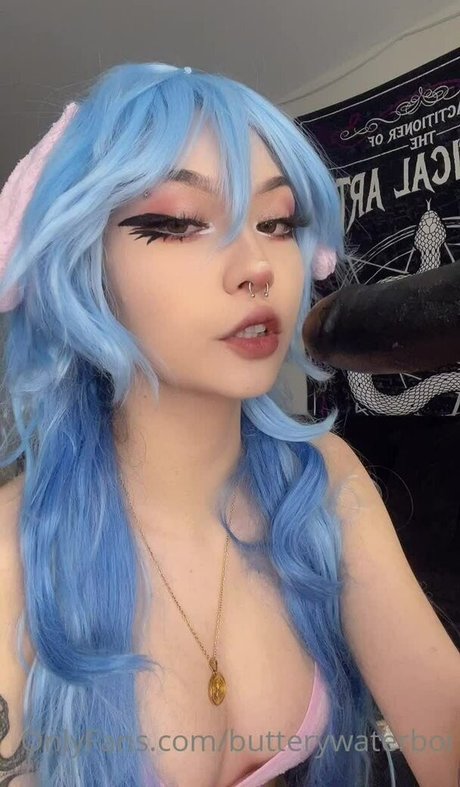 Butterywaterboi star exclusive img