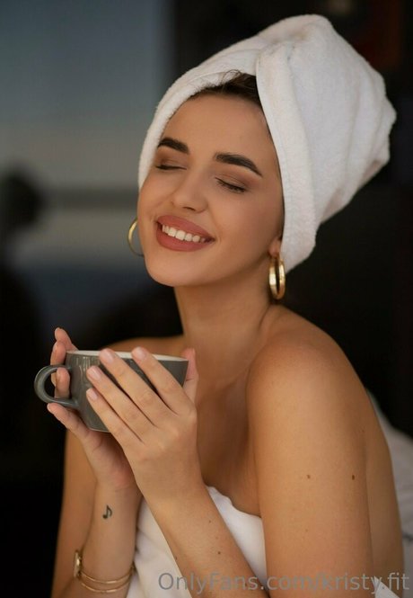 kristy fit beautiful model archive