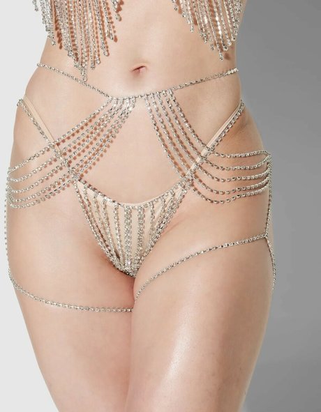 Miss Mosh star beautiful galleries