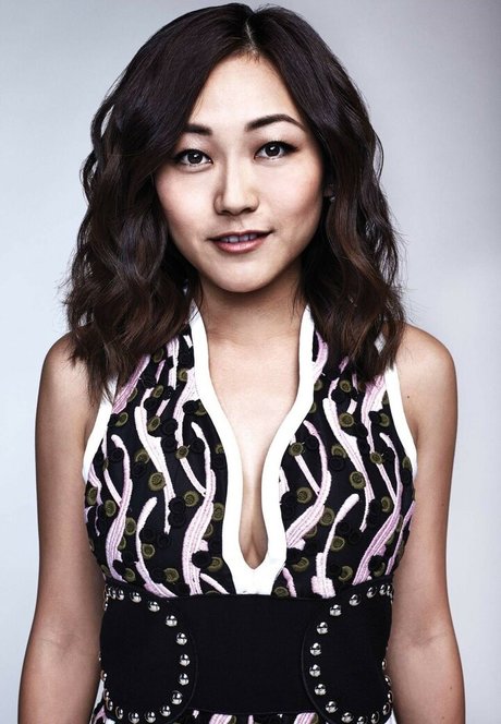 Karen Fukuhara erotic star pic