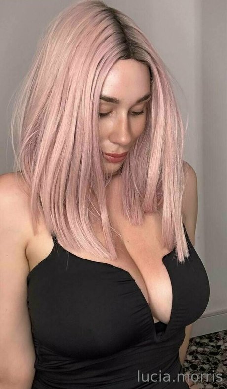 lucia morris nude pornstar gallery