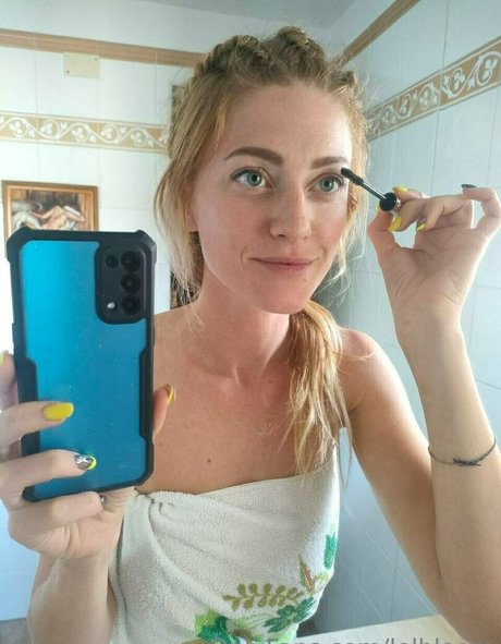 lelbloom nudes model galleries