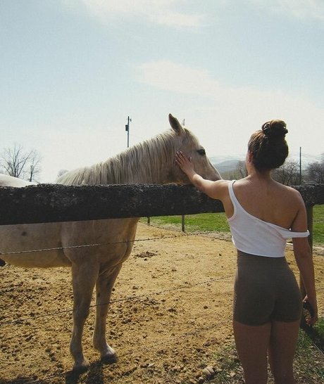 Sylvia Snyders pornstar hot archive