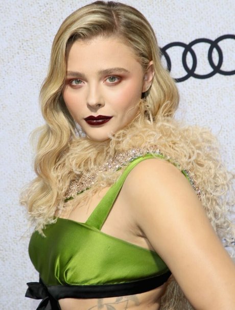 Chloe Grace Moretz model hd pictures