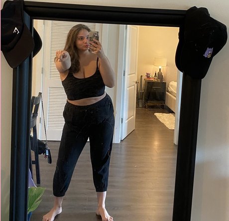 Elisabeth Marchini erotic star img