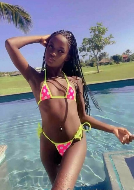 cindygetsnaughty beautiful star image