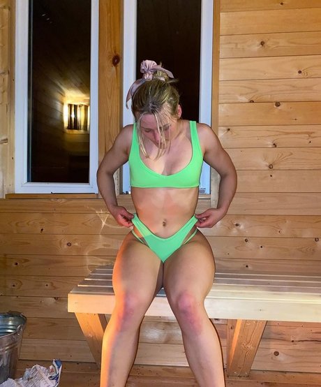 ellenvy star adult photo