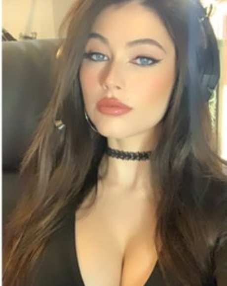 JadetheJaguar hot model picture