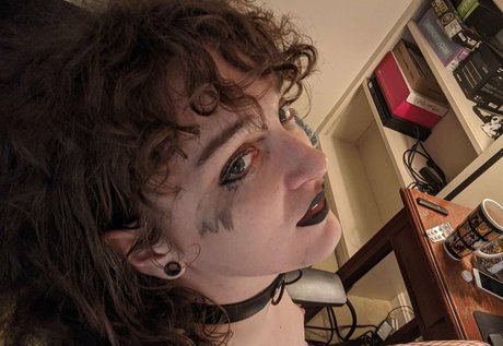 LinusFrog sex star picture