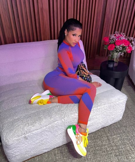 Nicki Minaj hd star pics