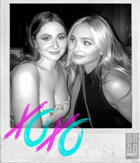 Natalie Alyn Lind porn actress pictures