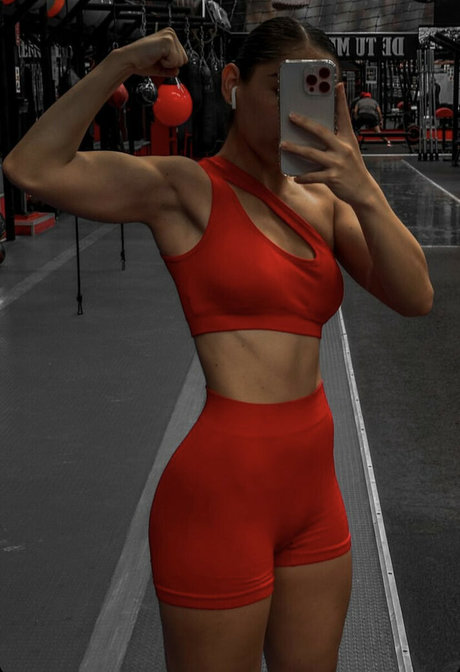 Yazmin Cantu pretty actress pics