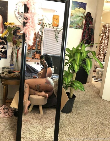 tsunamimami star porn archive