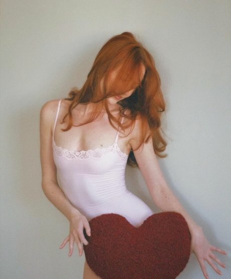 Kennedy Walsh sexy pornstar pics