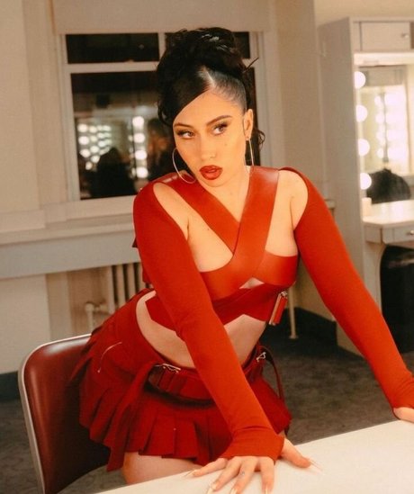 Kali Uchis nice actress images