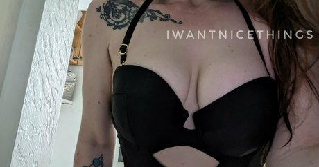 iwantnicethings exclusive model photo