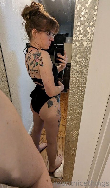 iwantnicethings pornstar hot gallery