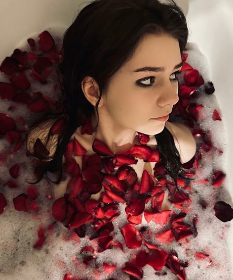 hdsonki sexy model picture