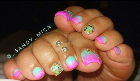 sandy small feet model hot images