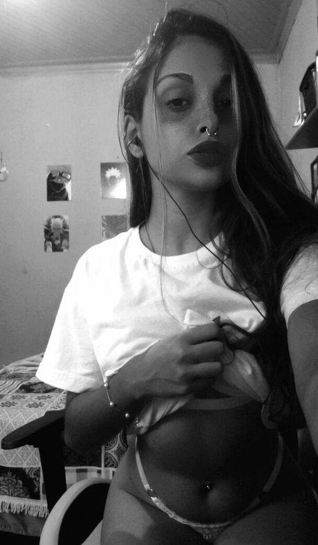 Sua Latina high quality pornstar pics