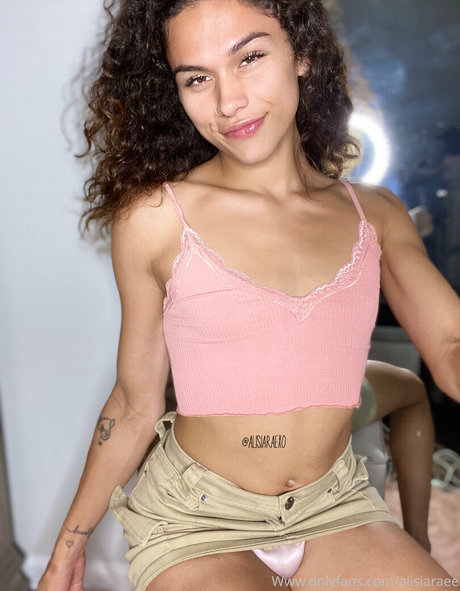 alisiaraee star pretty images