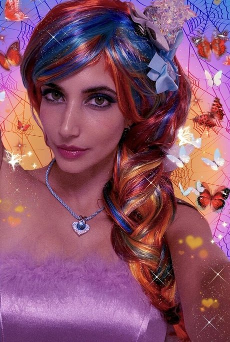 Shadi VIP model high quality images