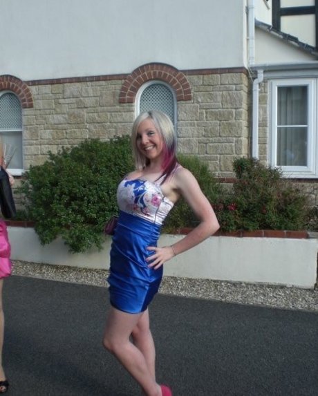 Katy Yardley hot actress picture