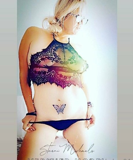 bratzbabyy94 hot pornstar photo