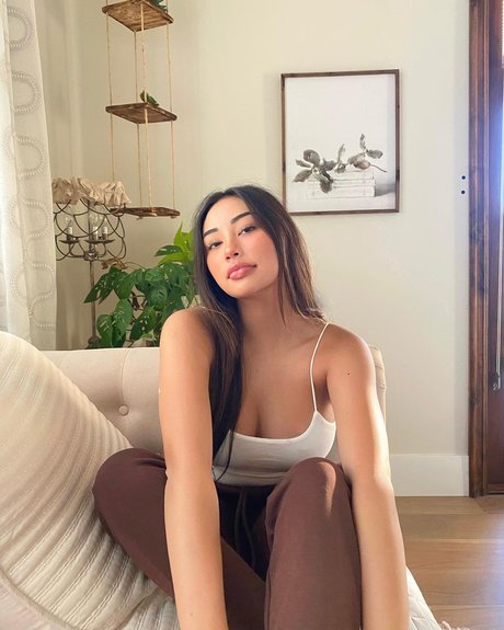 Ellerie Marie pornstar beautiful photos