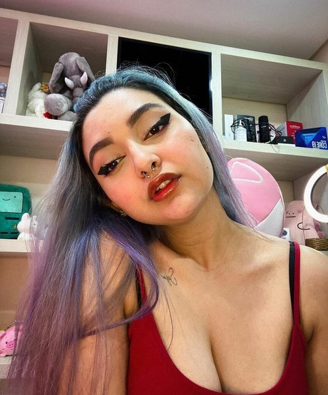 Nathye beautiful actress pictures