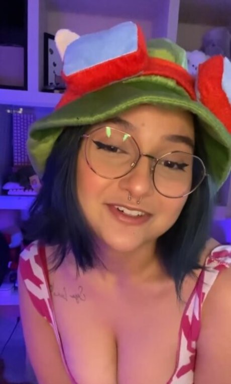 Nathye pornographic star img