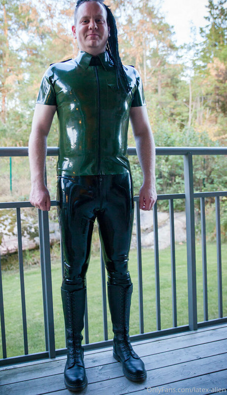 latex alien sexy actress images