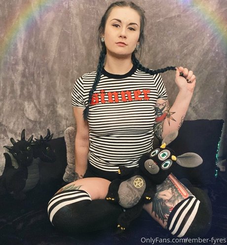 ember fyres nudes pornstar archive