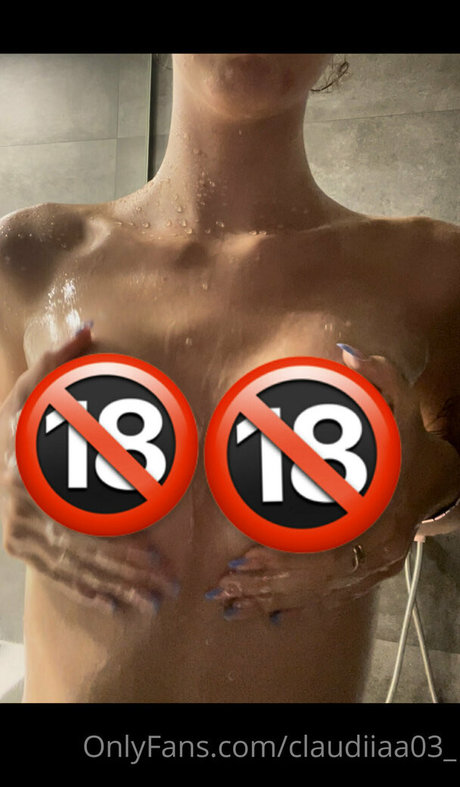 claudiiaa03_ star high quality pic