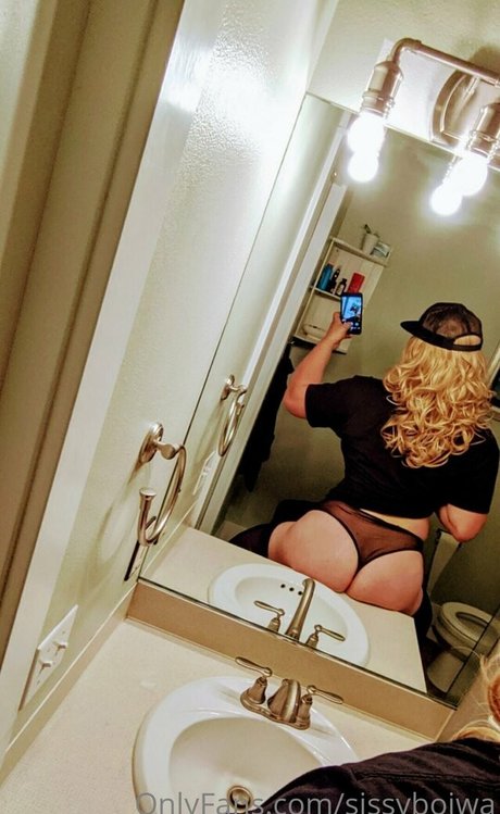 sissyboiwa model beautiful img