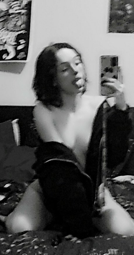 lilbbysky hot model pic