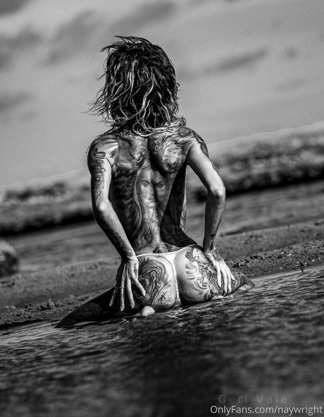 naywright beautiful actress photos