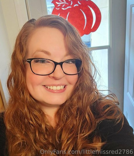 littlemissred2786 pornstar photo