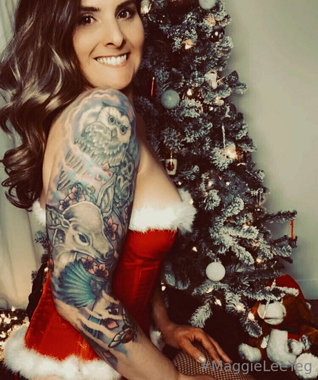 maggieleeyeg pornographic model pics