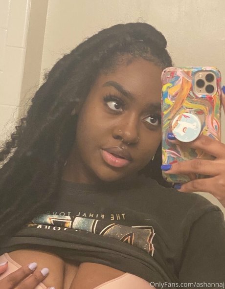 artbyash hot actress images