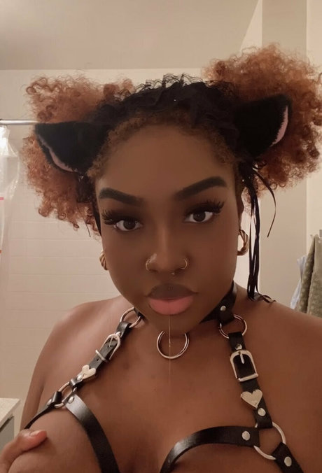 artbyash model porn pic