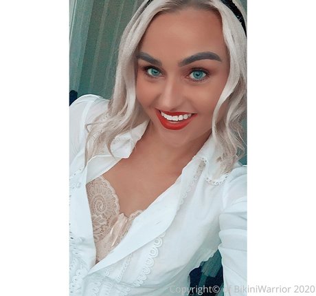 bikiniwarriorgb erotic pornstar image