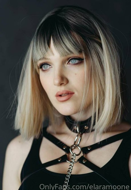 elaramoone pornstar sexy images
