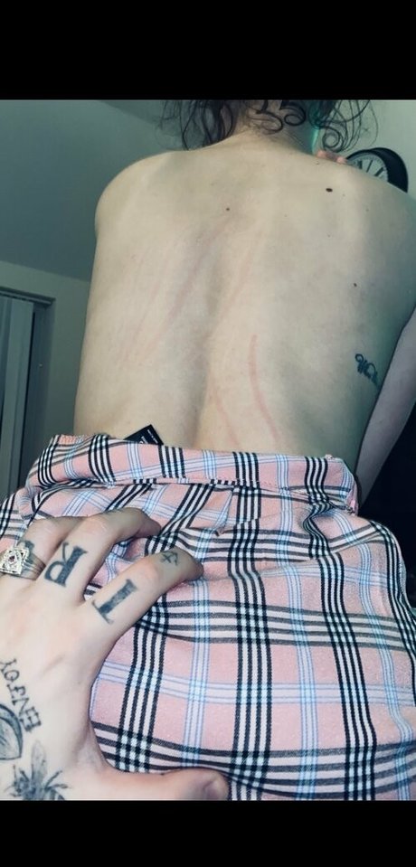 Abbie Haggar hot actress pics