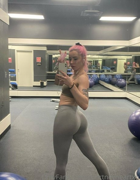 courtneyheartxo model nudes pics