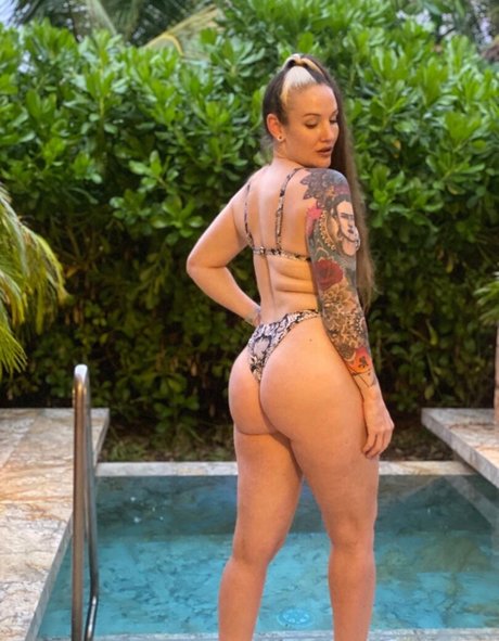 Allysin Kay pornstar sexy gallery