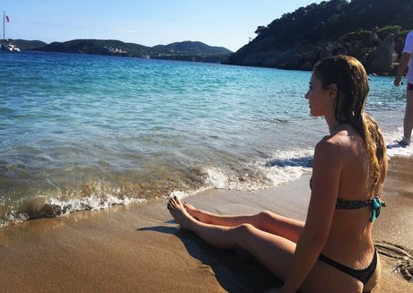 Christina Lionscat pornstar nudes img