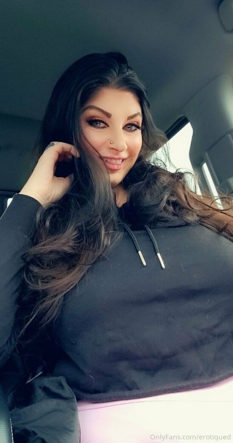 erotiqued art actress galleries