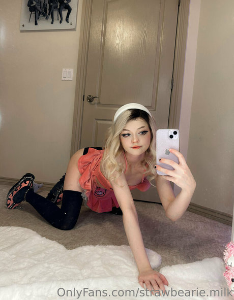 strawbearie milk perfect actress photo