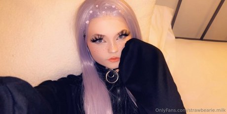 strawbearie milk star nudes archive